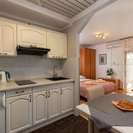 Apartments Kristina Rovinj Extérieur photo