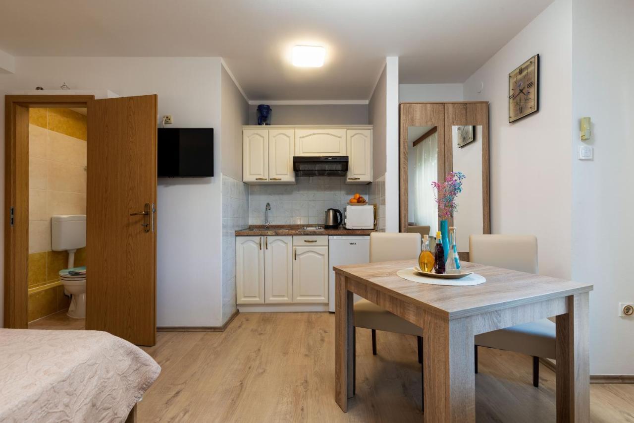 Apartments Kristina Rovinj Extérieur photo